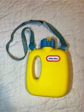 Little Tikes Yellow Kids Water Carrier with Teal Strap